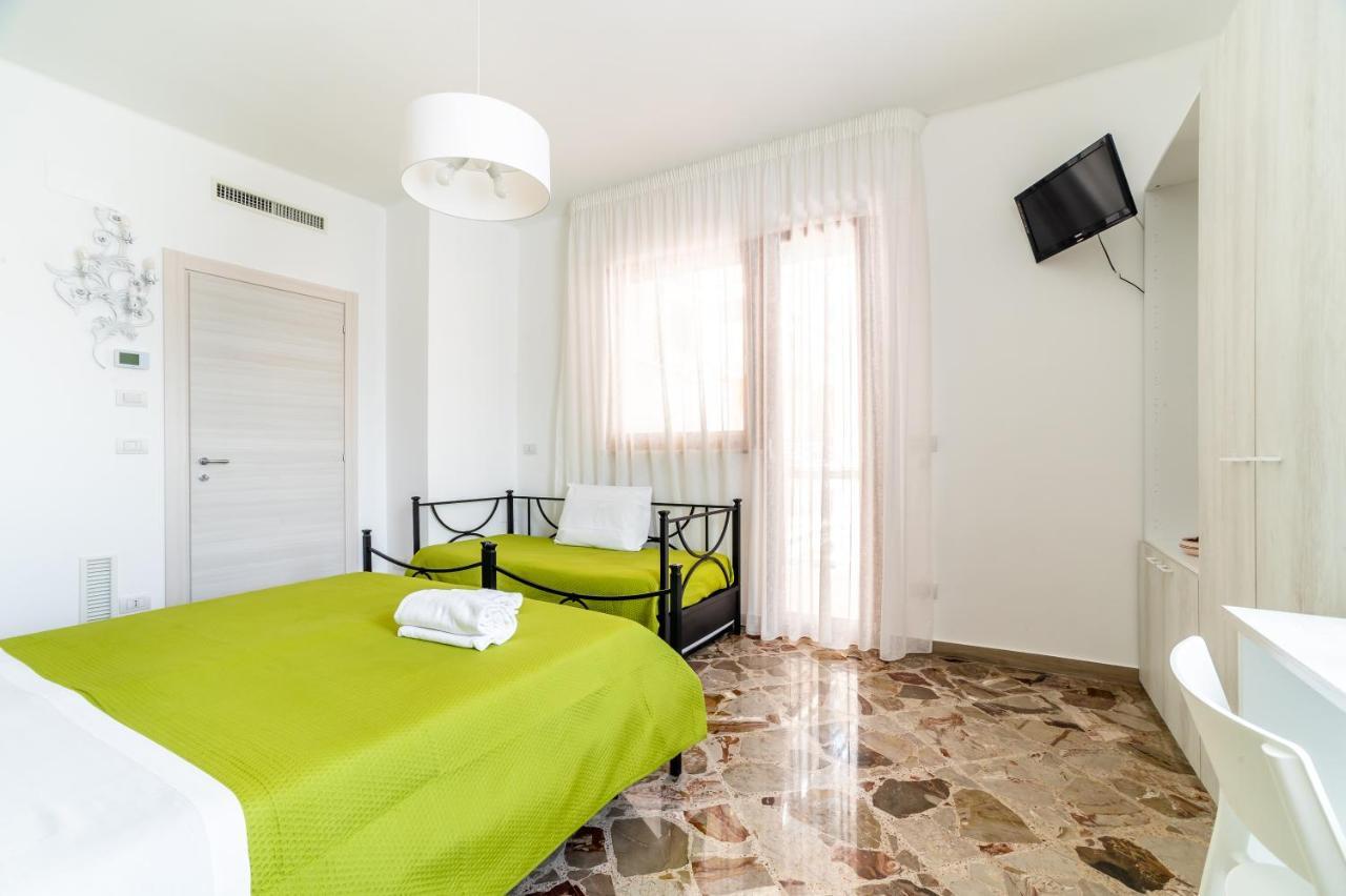 Le Calette Rooms - Puglia Mia Apartments Monopoli Luaran gambar